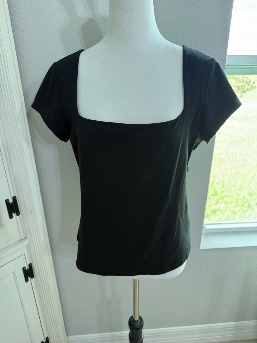 Banana Republic Women’s Black Square Neck Short Sleeve Top
